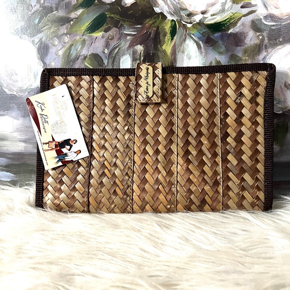 Estreja-Pratt Bahamas Unique Clutch - Picture 8 of 11